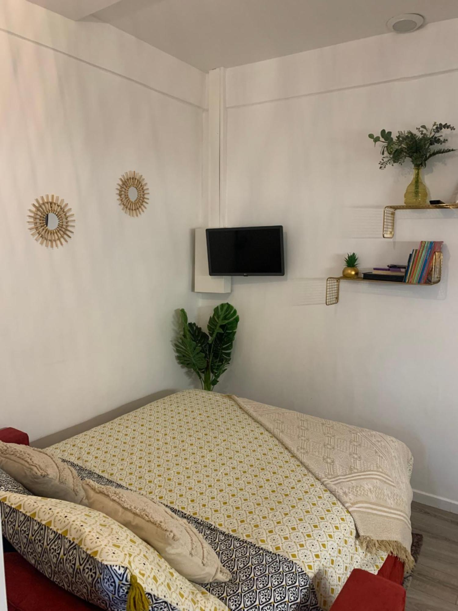 Paris Jolie Studio Cosy Luaran gambar
